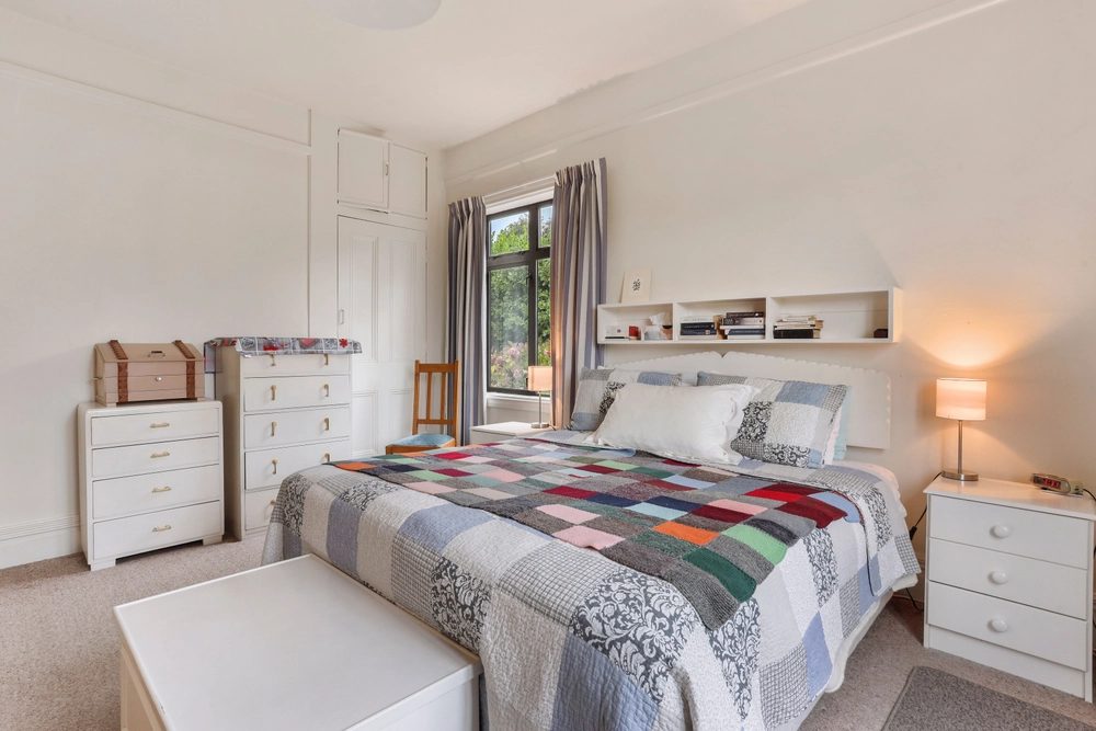 Photos of 47 Pitcairn Crescent
