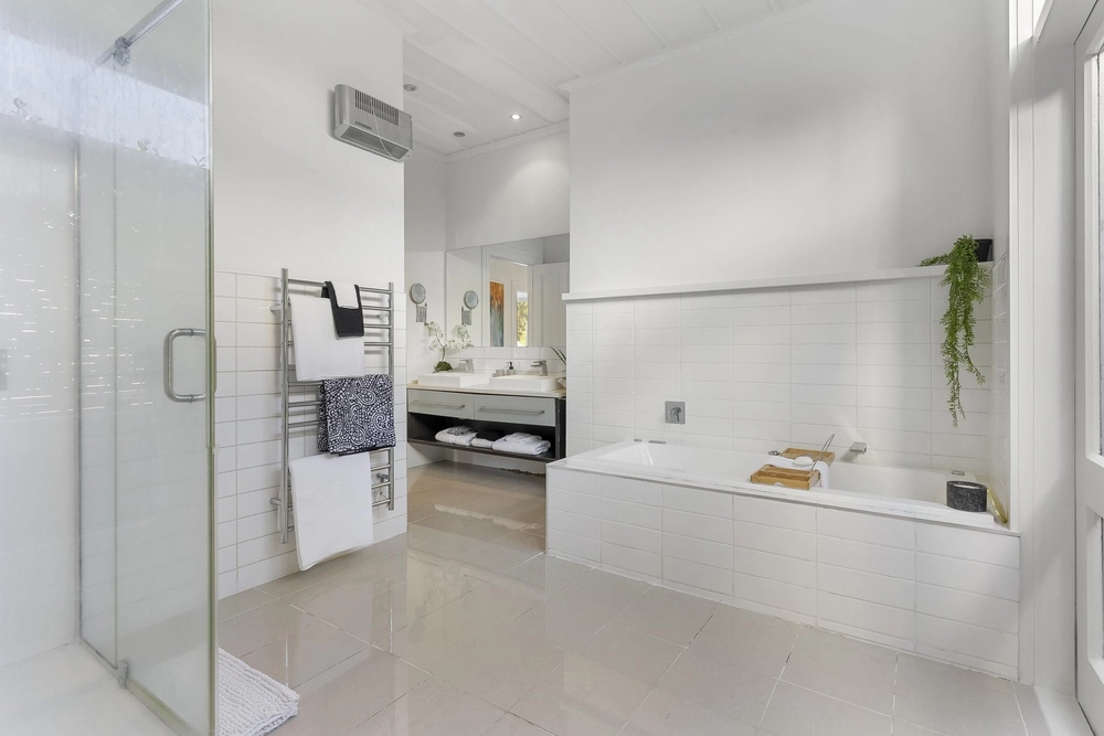 Photos of 103 Brighton Road