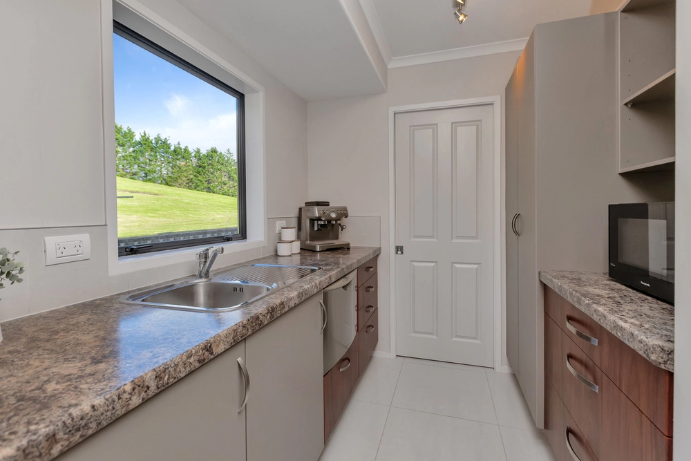 Photos of 43 Roydon Drive