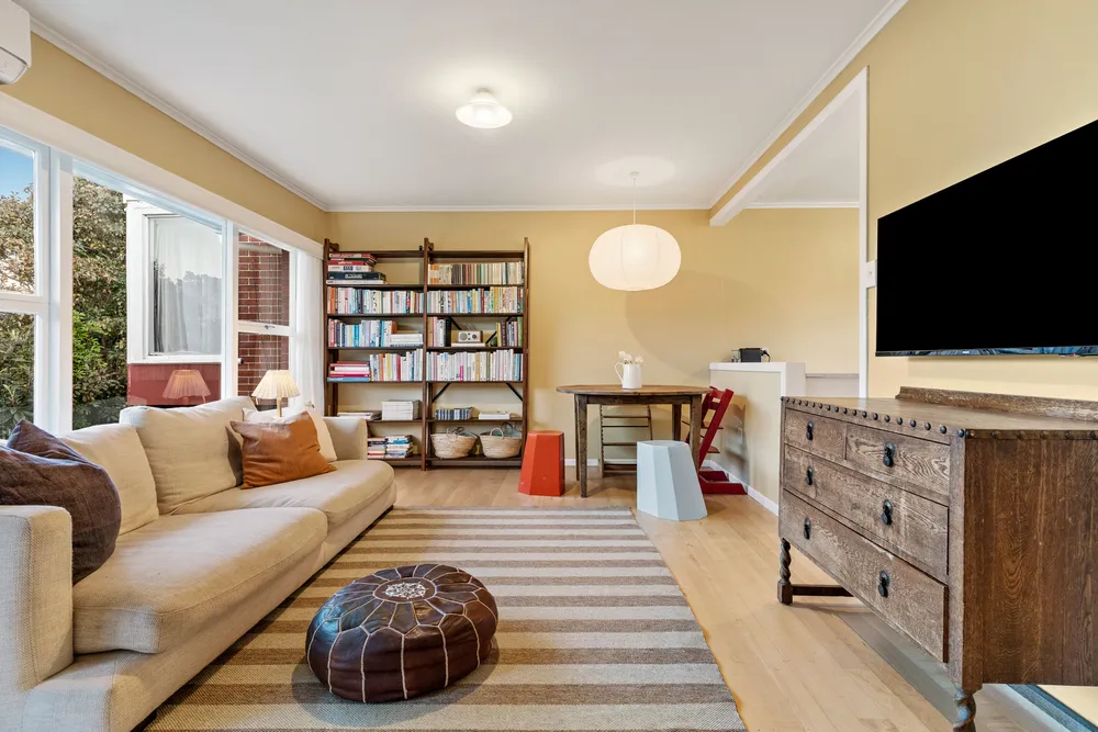 Photos of 2/4 Penzance Road