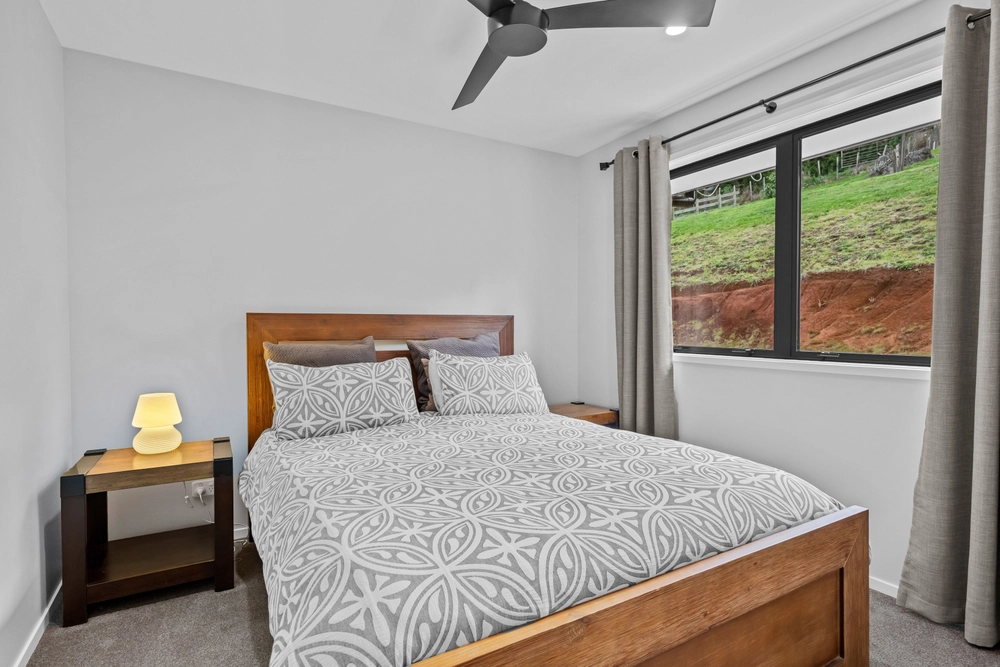 Photos of 42 Hawken Road