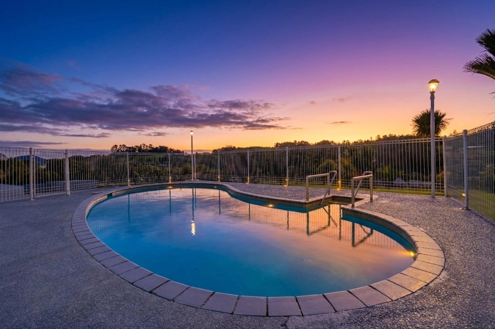 Photos of 382 Whareora Road