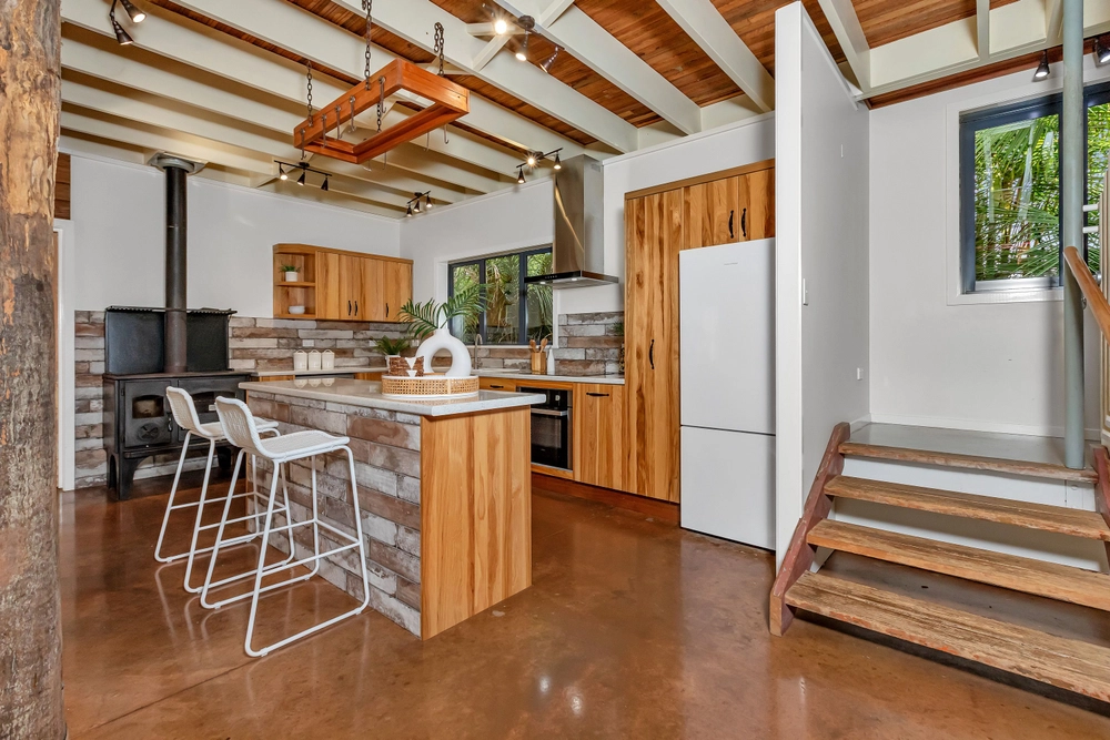 Photos of 270 Vinegar Hill Road
