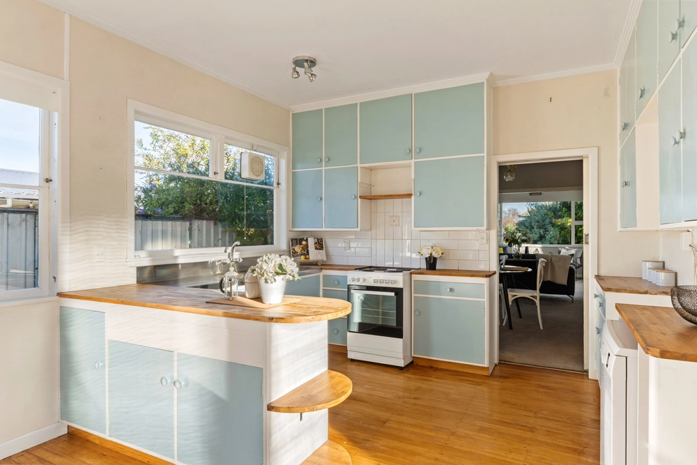 Photos of 541 Childers Road