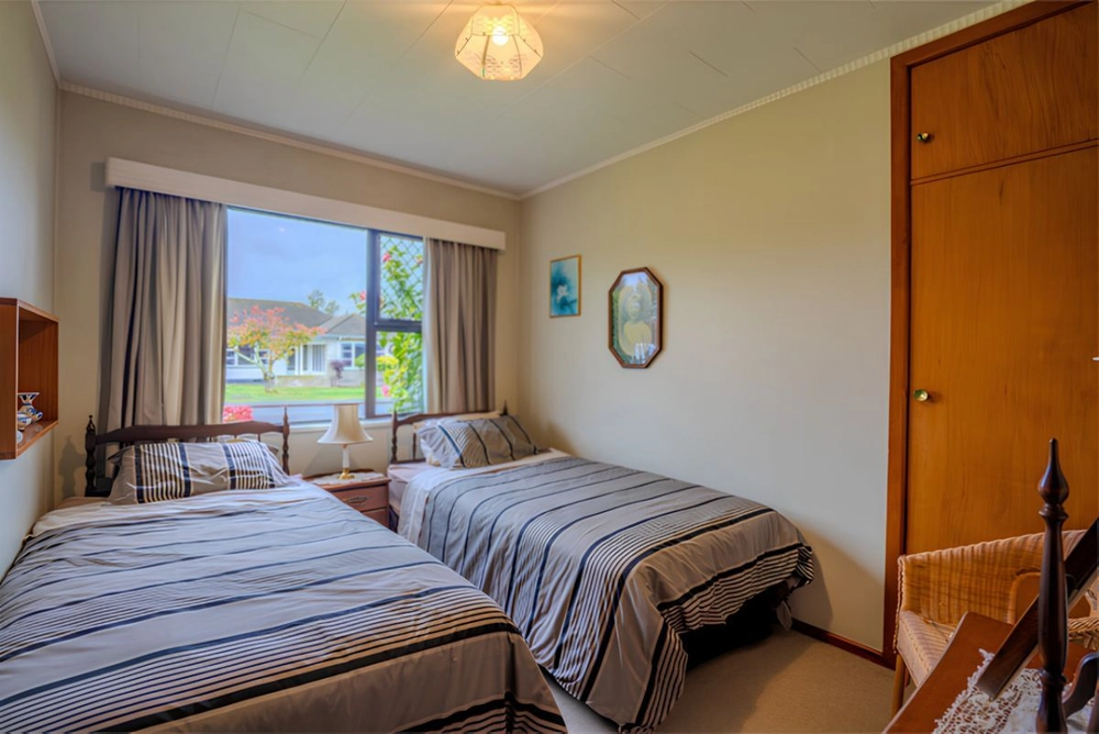 Photos of 404 Purser Place