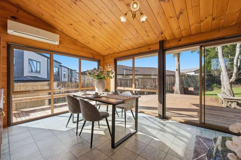 Photos of 15 Baird Street