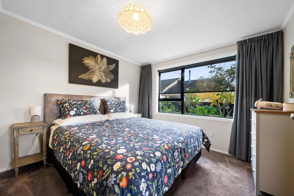 Photos of 212 Maidstone Road