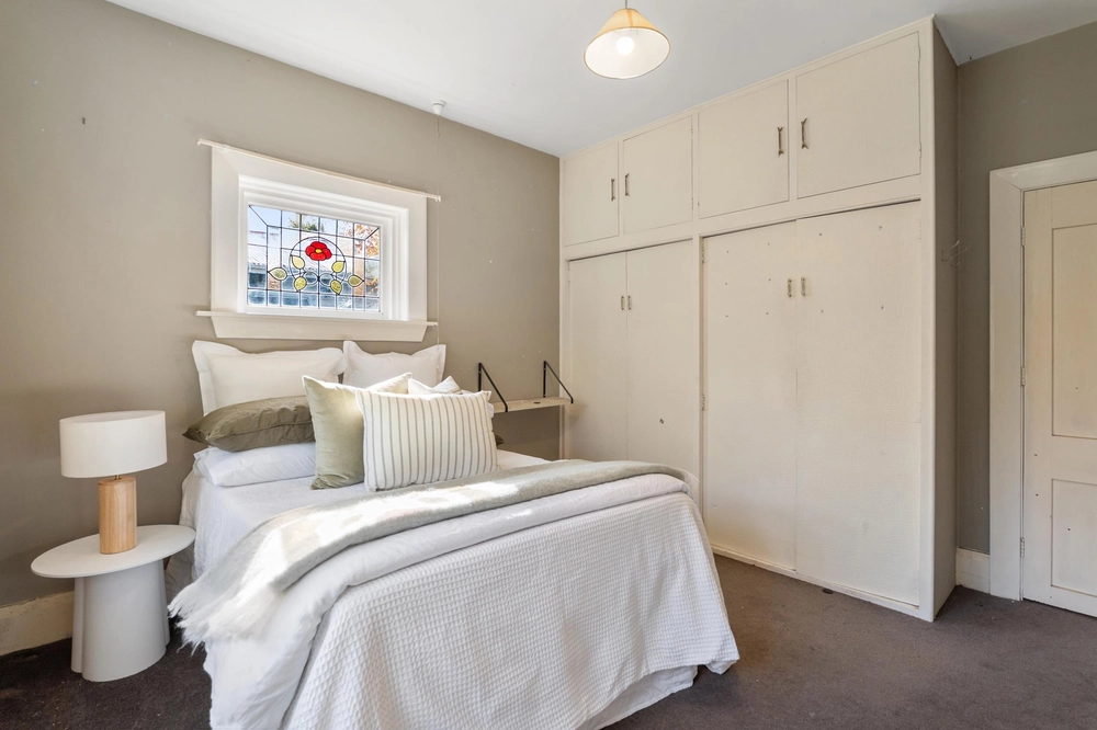 Photos of 128 Lyttelton Street
