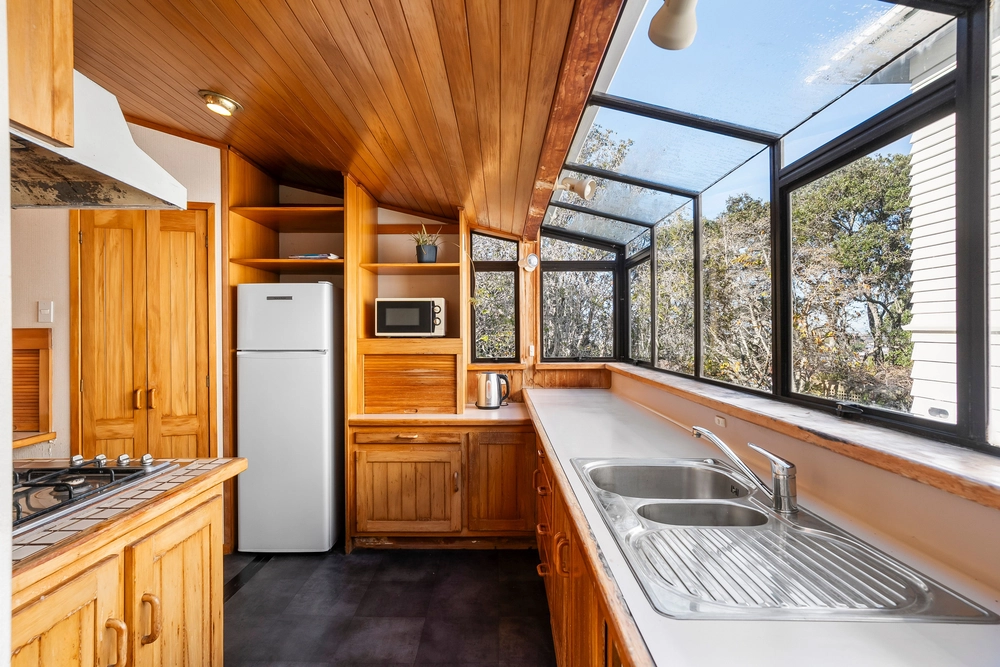 Photos of 40 Raurenga Avenue