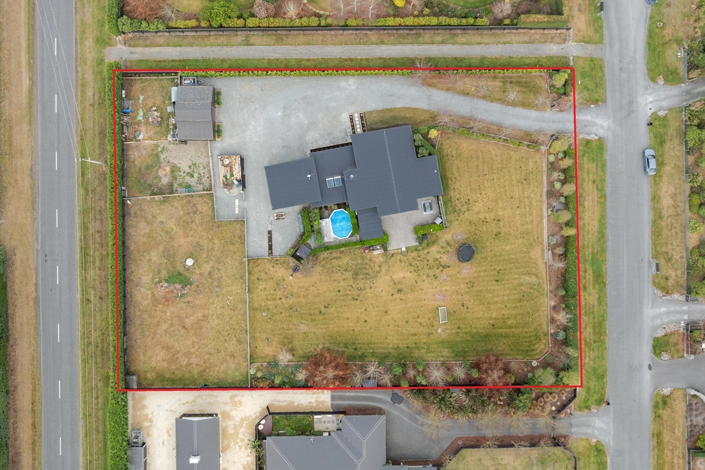 Photos of 18 Warwick Road