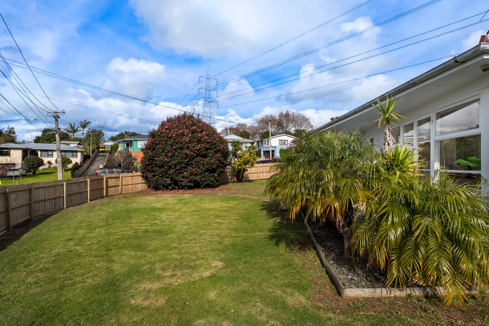 Photos of 25 McLennan Road