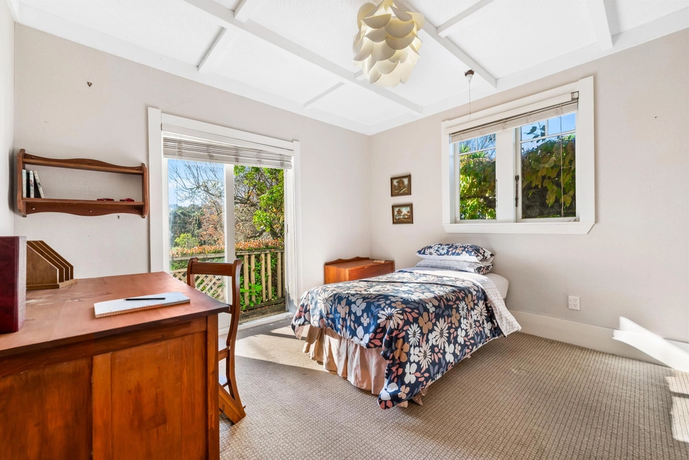 Photos of 391 Pine Valley Road