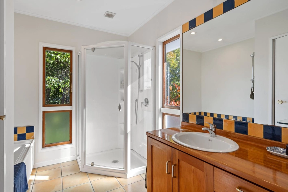 Photos of 2 Konini Street
