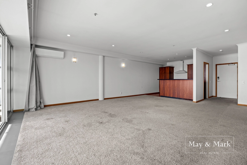 Photos of 145 Quay Street