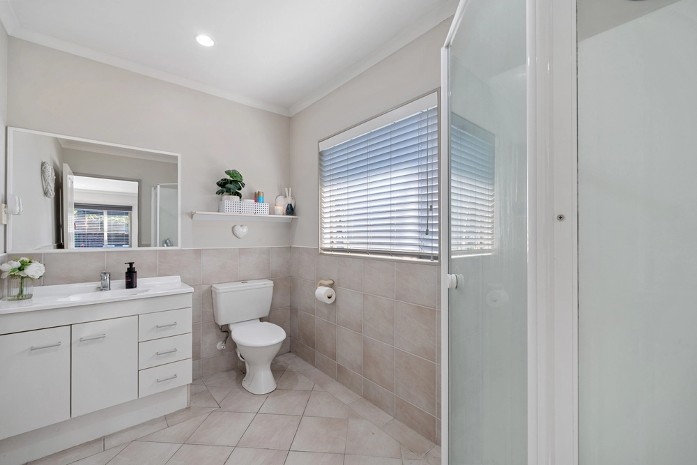 Photos of 235 Kilkenny Drive