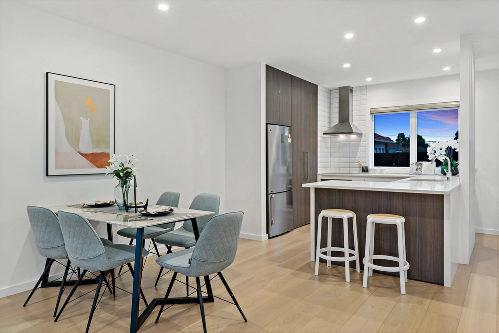 Photos of 17C Holland Avenue
