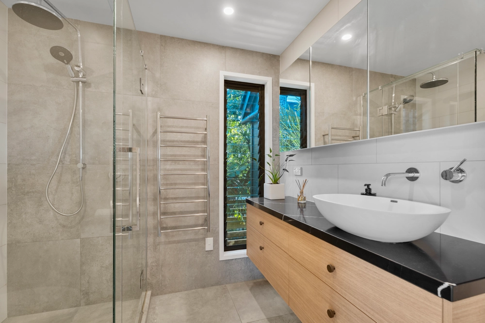 Photos of 68 Queens Drive