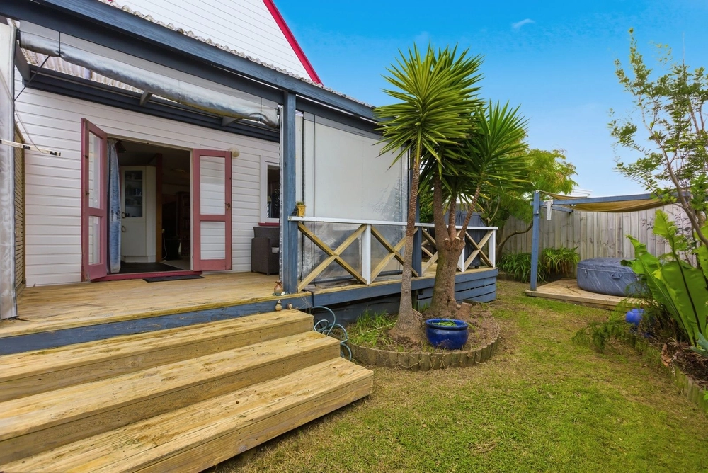 Photos of 257 Dickson Road