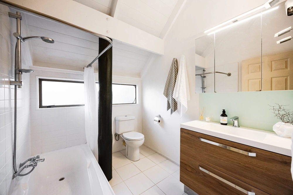 Photos of 7 Odin Place