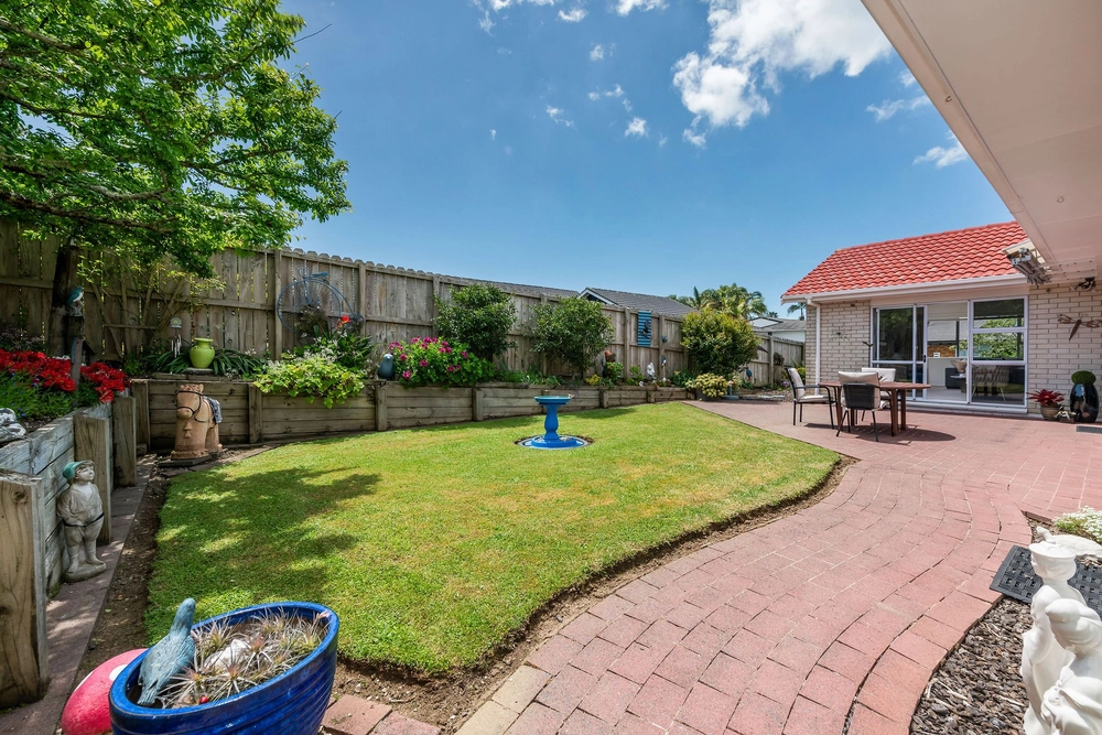 Photos of 47 Nicholas Road