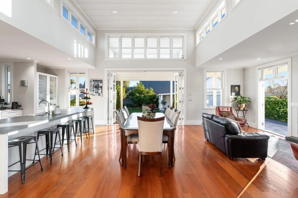 Photos of 107 Rolleston Street