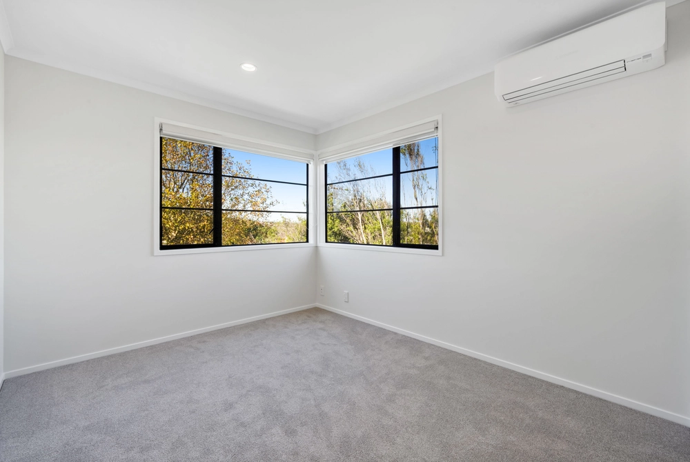 Photos of 67 Kelvin Hart Drive