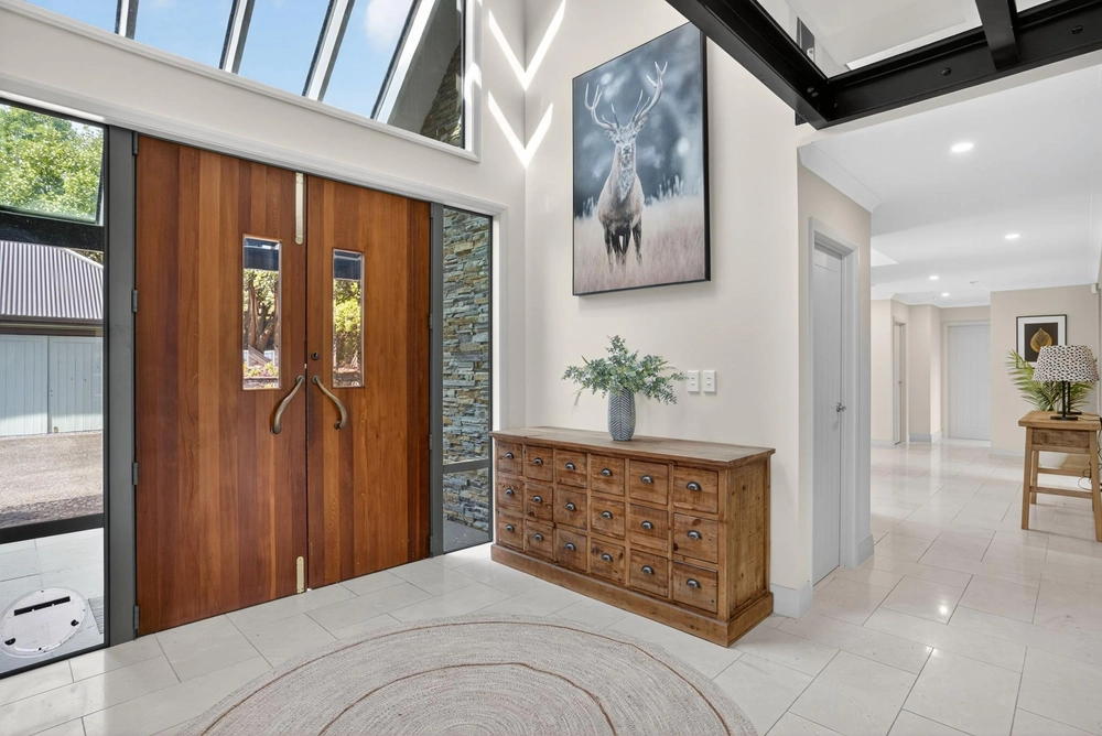 Photos of 333 Tuhimata Road