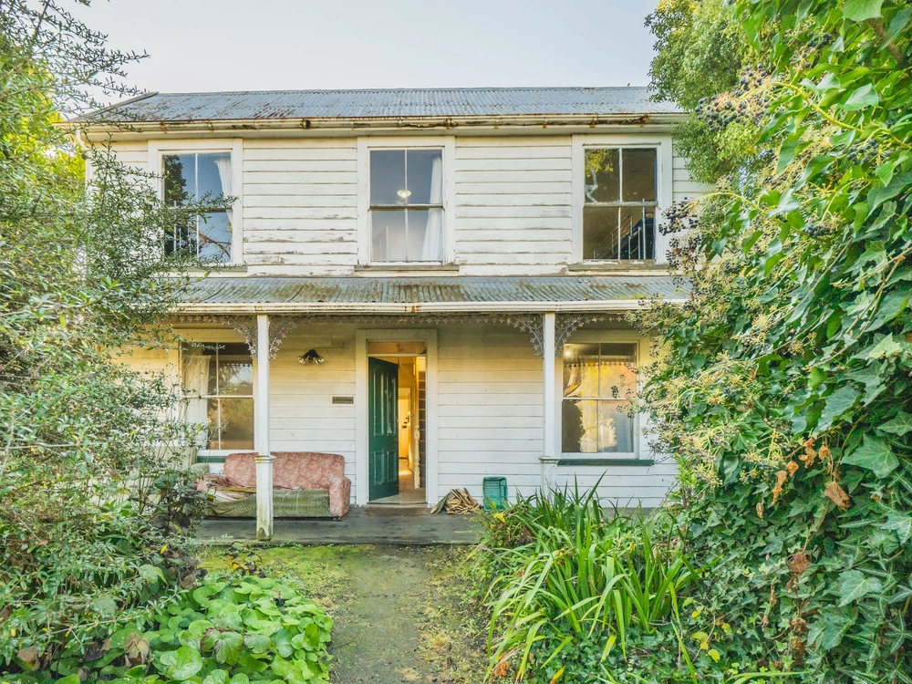 Photos of 11 Rue Balguerie
