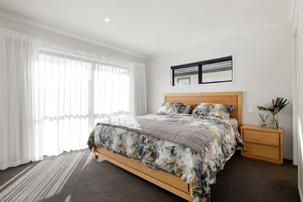 Photos of 23 Kingdon Street