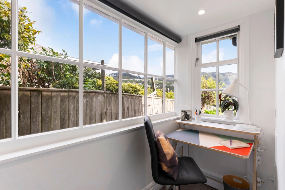 Photos of 15 Trelissick Crescent