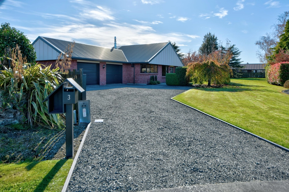 Photos of 3 Raeburn Place