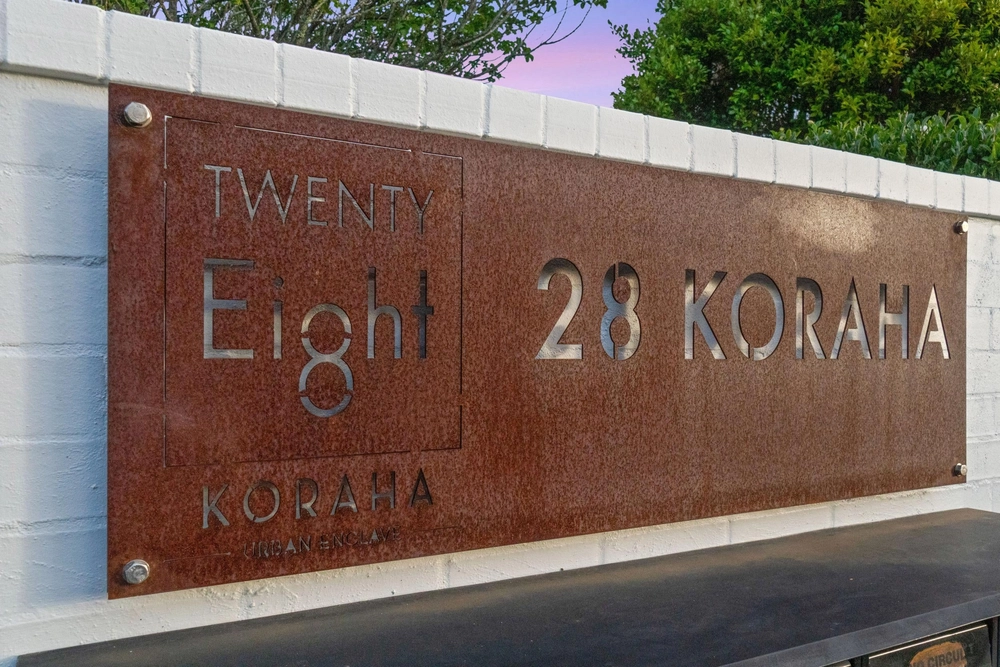 Photos of 8/28 Koraha Street