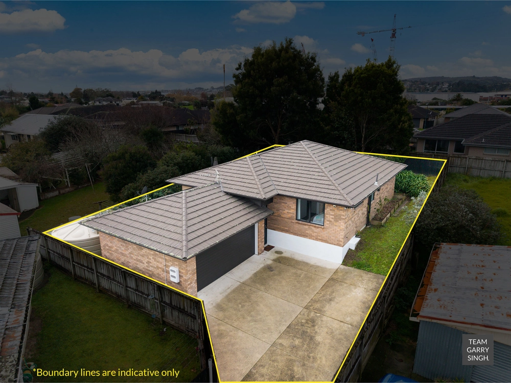 Photos of 44A Greenhaven Avenue
