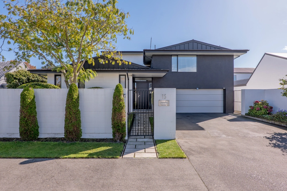 Photos of 15 Mcdougall Avenue