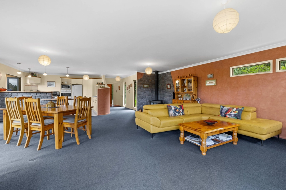 Photos of 65 Endsleigh Drive