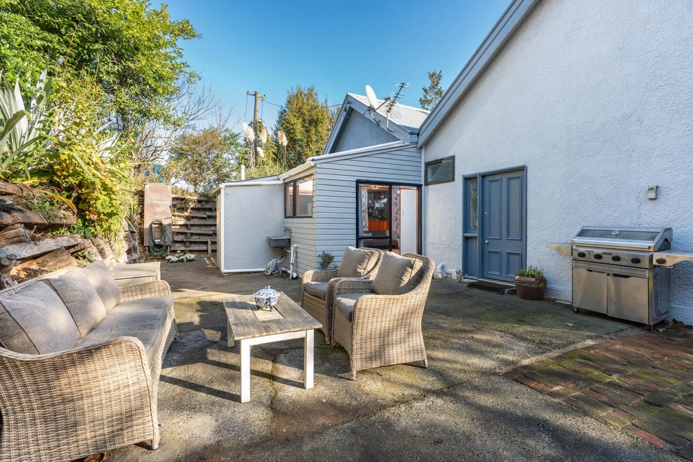 Photos of 2 Ensor Street