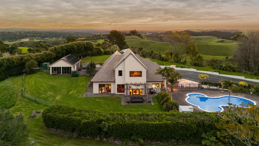 Photos of 4 Waitete Heights Lane