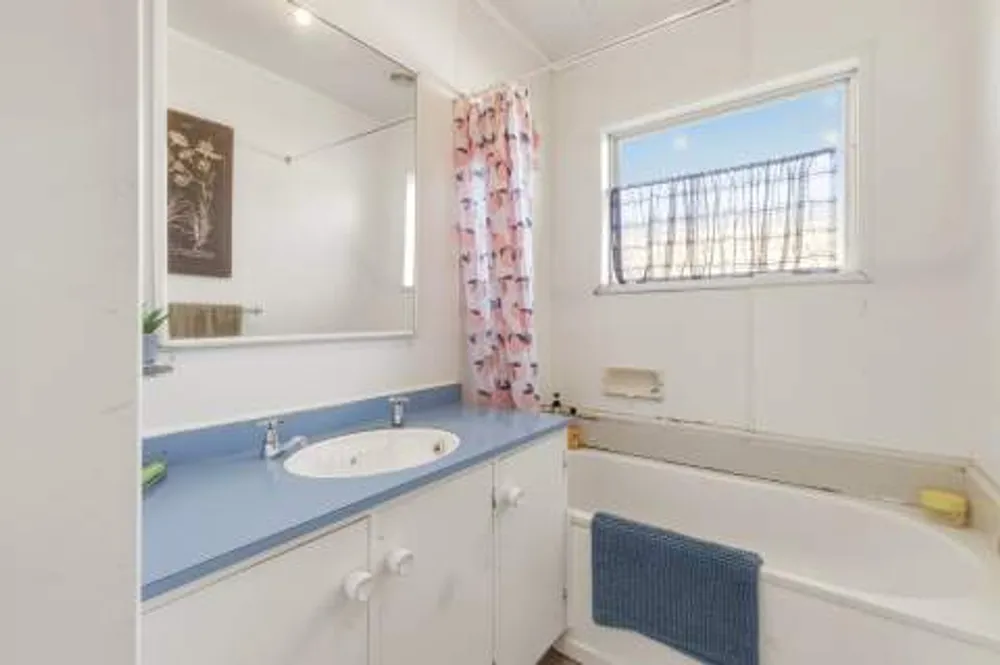 Photos of 295B Dickson Road