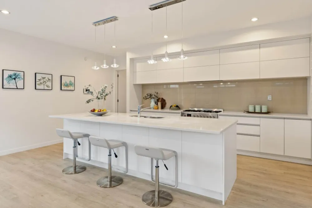 Photos of 53 Beachwood Drive