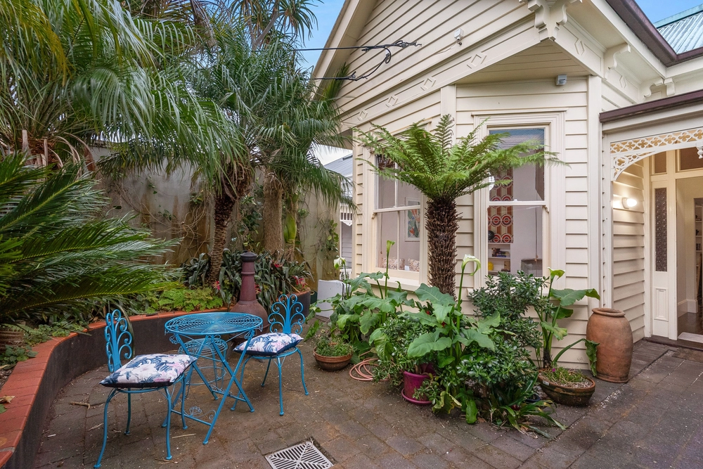 Photos of 1 Springfield Road