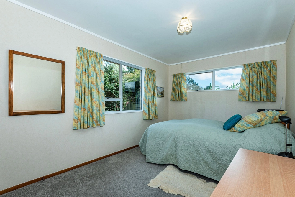 Photos of 16 Sorrento Street