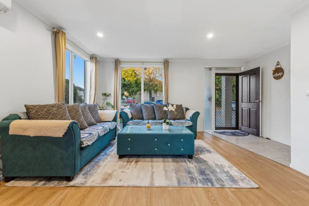 Photos of 7 Calumet Way