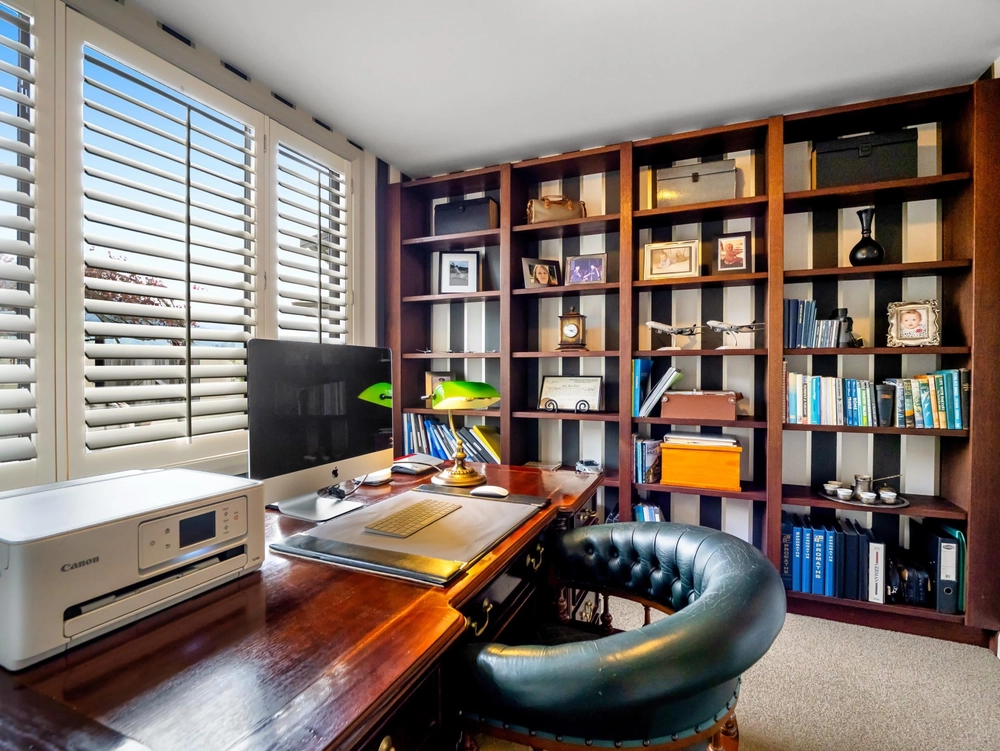Photos of 265A Hot Springs Road