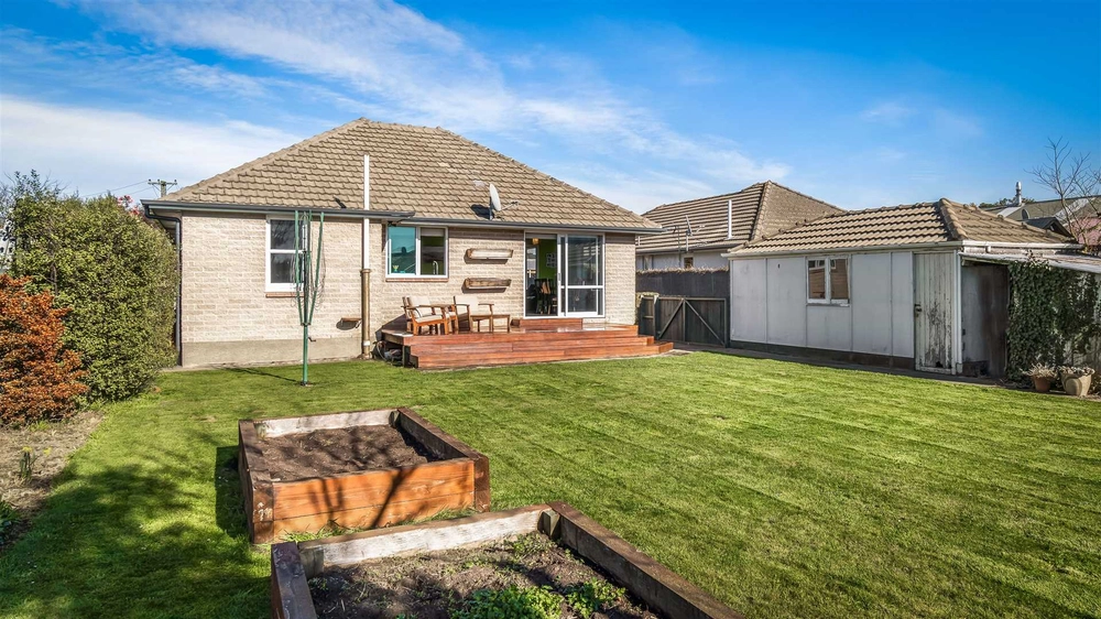 Photos of 9 Shearer Avenue