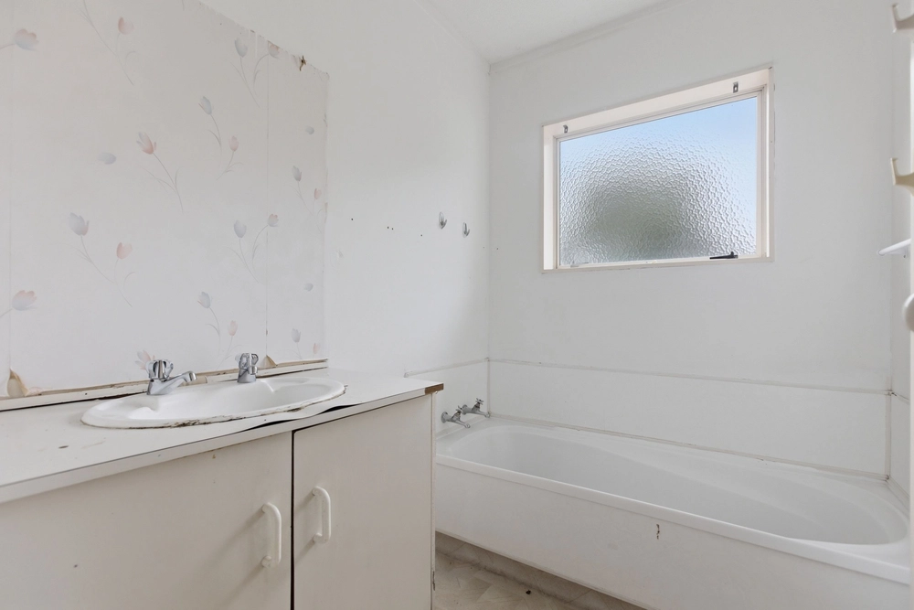 Photos of 53D Esmeralda Street