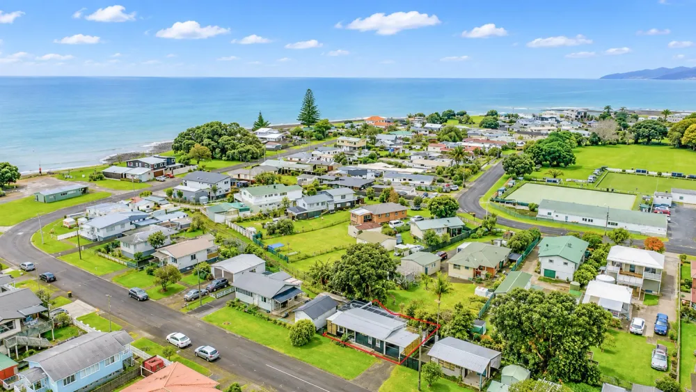 Photos of 10 Tatahi Street
