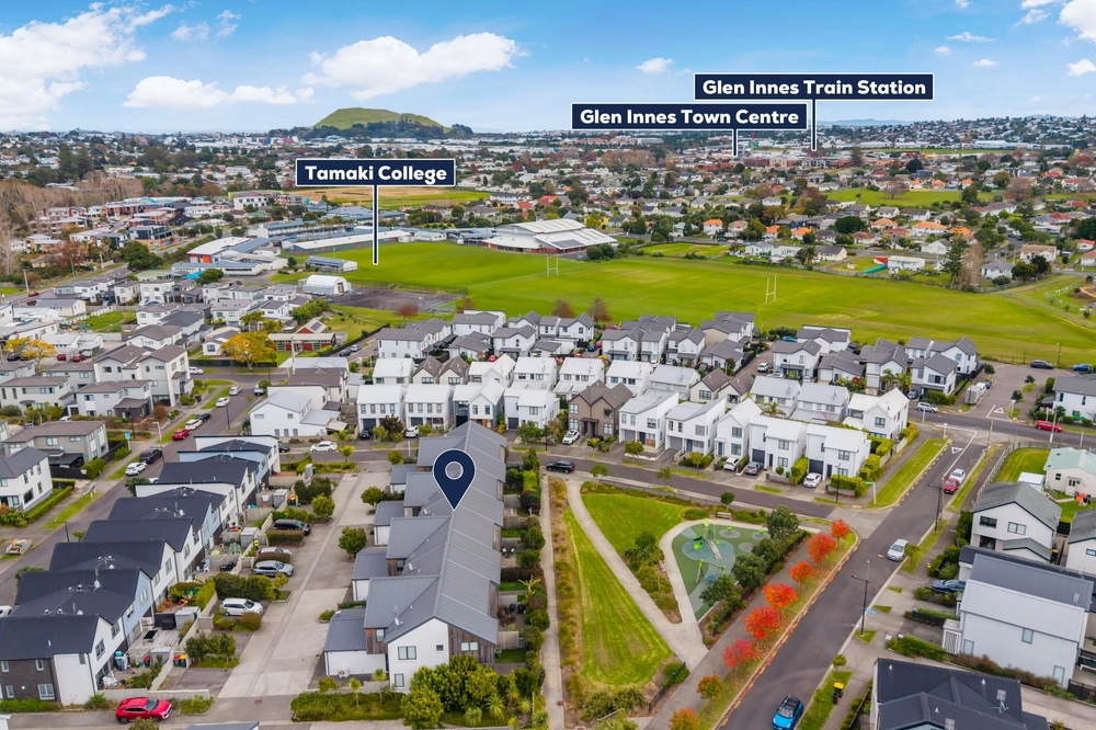 Photos of 10 Tute Lane