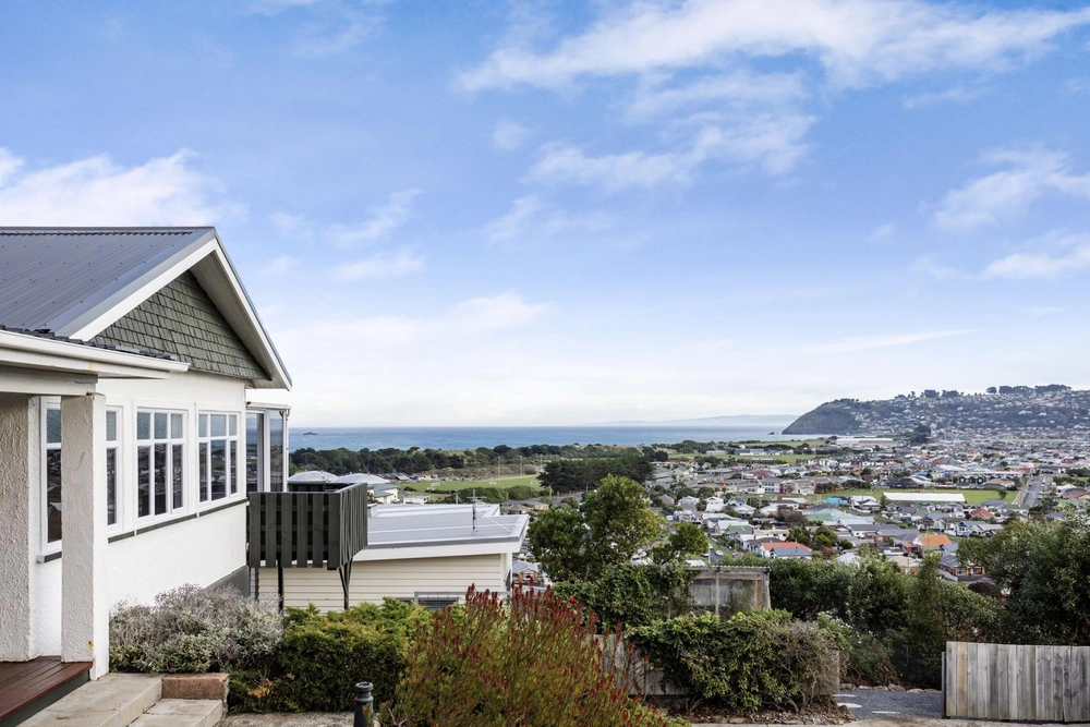 Photos of 21 Kamura Street