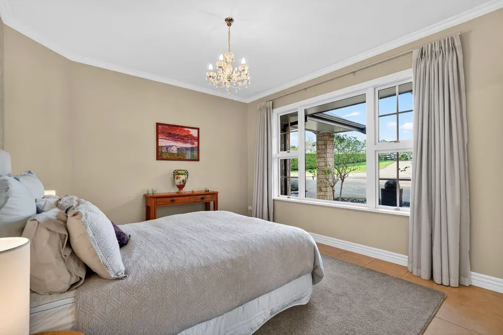 Photos of 136 Mcrobbie Road