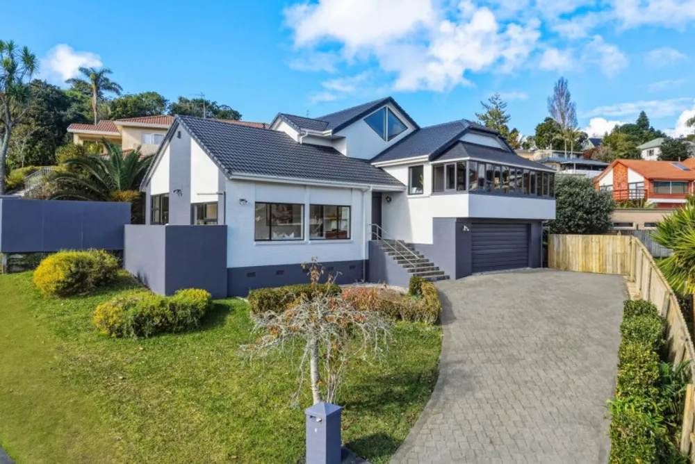 Photos of 6 Tenbless Court